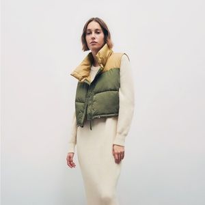 Zara two tone puffer vest size medium